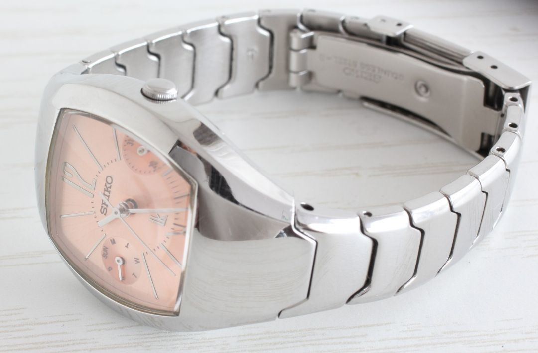 Seiko Lukia 5Y89-5A20 Analog Quartz Women Working Product