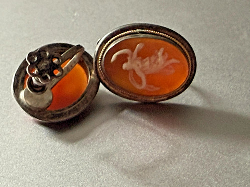 Vintage Carnelian Glass Floral Cameo Screw Back Earrings Oval Art Deco Style