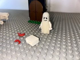 Lego 6034  Castle Black Knights'  Black Monarch's Ghost Complete Vintage