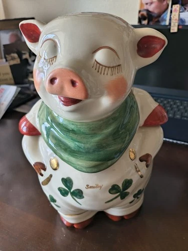 Shawnee Vintage Smiley The Pig Shamrock Cookie Jar. Made In USA