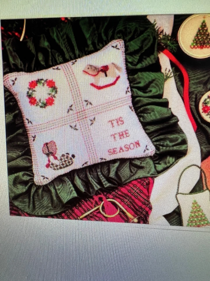 28 count Shenandoah- Christmas  Fabric- Size 55" by 33"- - Image 4 of 4