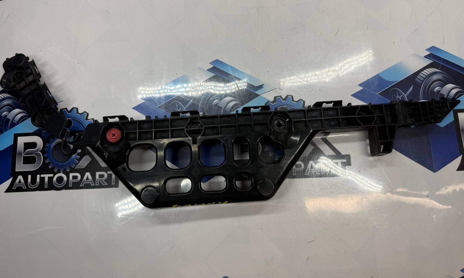 2015-2017 Toyota Camry Rear Left & Right Side Bumper Retainer Bracket OEM