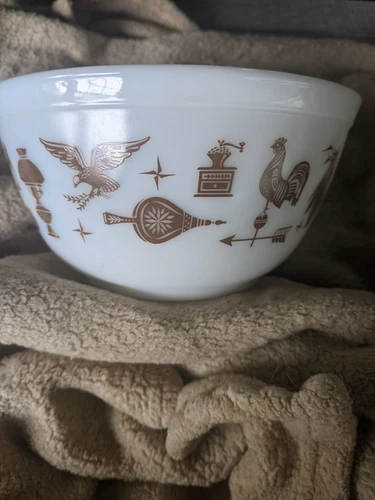 PYREX EARLY AMERICAN 420 BOWL 1.5 QUART FREE USA SHIP PLEASE READ DESCRIPTION