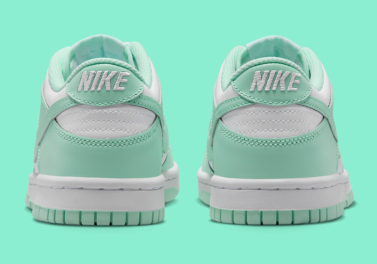 Nike Dunk Low GS UNC White Mint Foam Green FZ3534-100 sz 6Y Nike Dunk Low GS UNC White Mint Foam Green FZ3534-100 sz 6Y