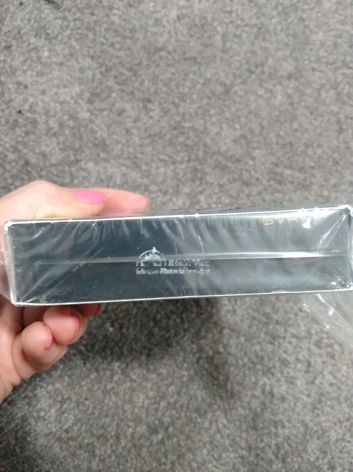 Unbreakable (VHS, 2001) Disney - Image 2 of 4