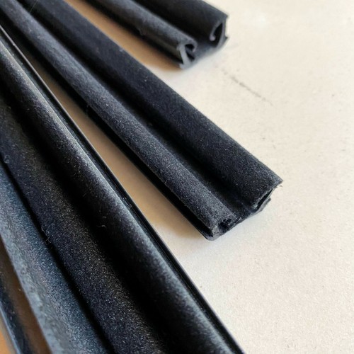 1978-1984 for TOYOTA Starlet KP60 KP61 3D 5D glass channel run felt rubber seal - Picture 3 of 6