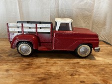 1965-67 Tonka Stake Bed Stepside Truck Red no gates Gates Good Pressed Steel