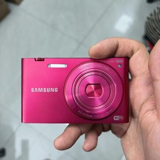 Samsung MV900f Flip-out 5x Optical Zoom Wifi Touch Screen Vlog Camera
