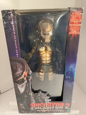 NECA 1/4 Scale Predator 2 Special Edition w/ LED City Hunter 18'' Figure New 