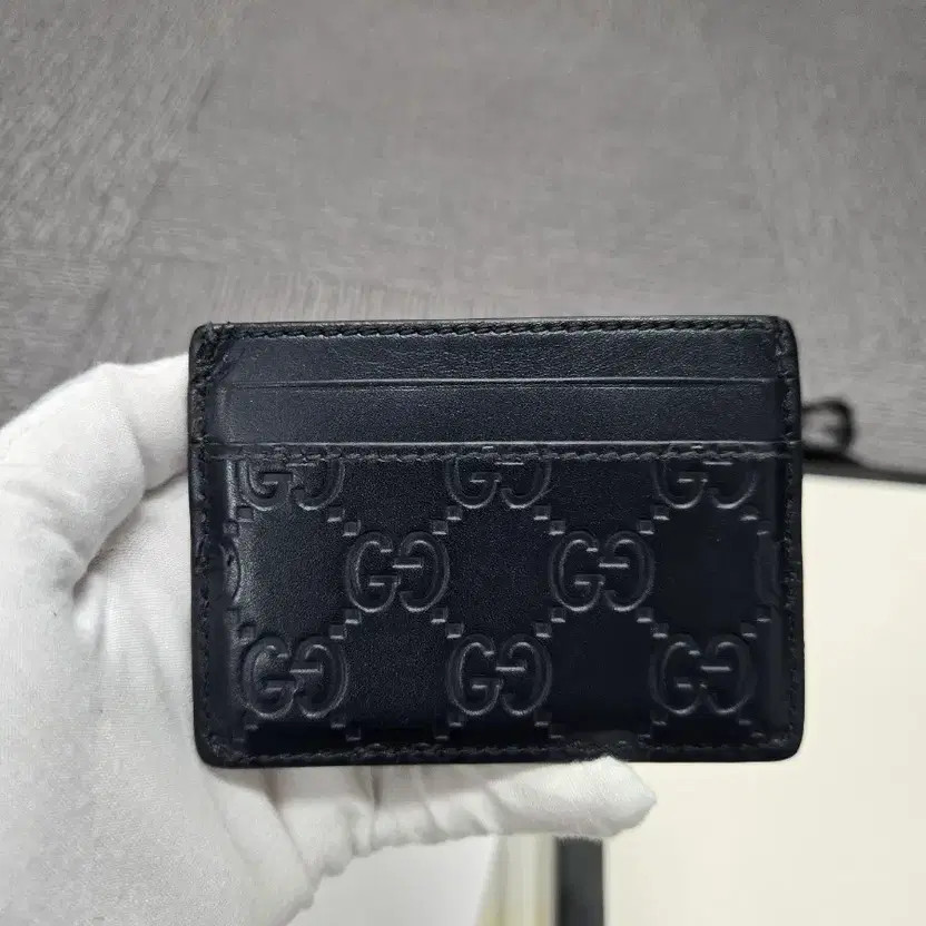 Gucci Interlocking Card Wallet - Authentic, Elega… - image 4