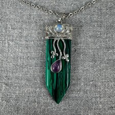 Green Stone Pendant Necklace 26" Chain Womens Statement Nature Jewelry
