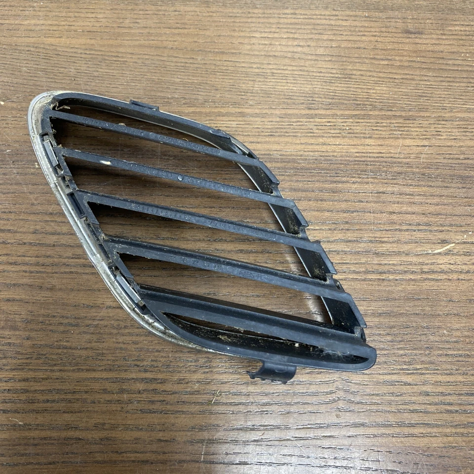 Решетка левого переднего бампера 2003-2007 SAAB 9-3 12787226 - Изображение 4 из 4