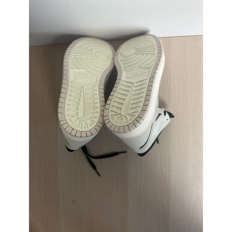 Jordan 1 CMFT Zoom Summit белый размер 9 Вт - как новый - Изображение 2 из 4