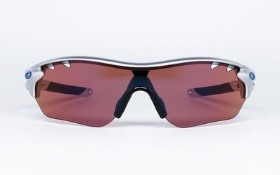VINTAGE SUNGLASSES OAKLEY RADAR LOCK OO9181-03 SILVER VENTED BLACK