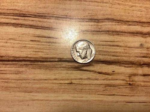 1975 10C NO MINT MARK Roosevelt Dime.GOOD CONDITION, FREE SHIPPING ****