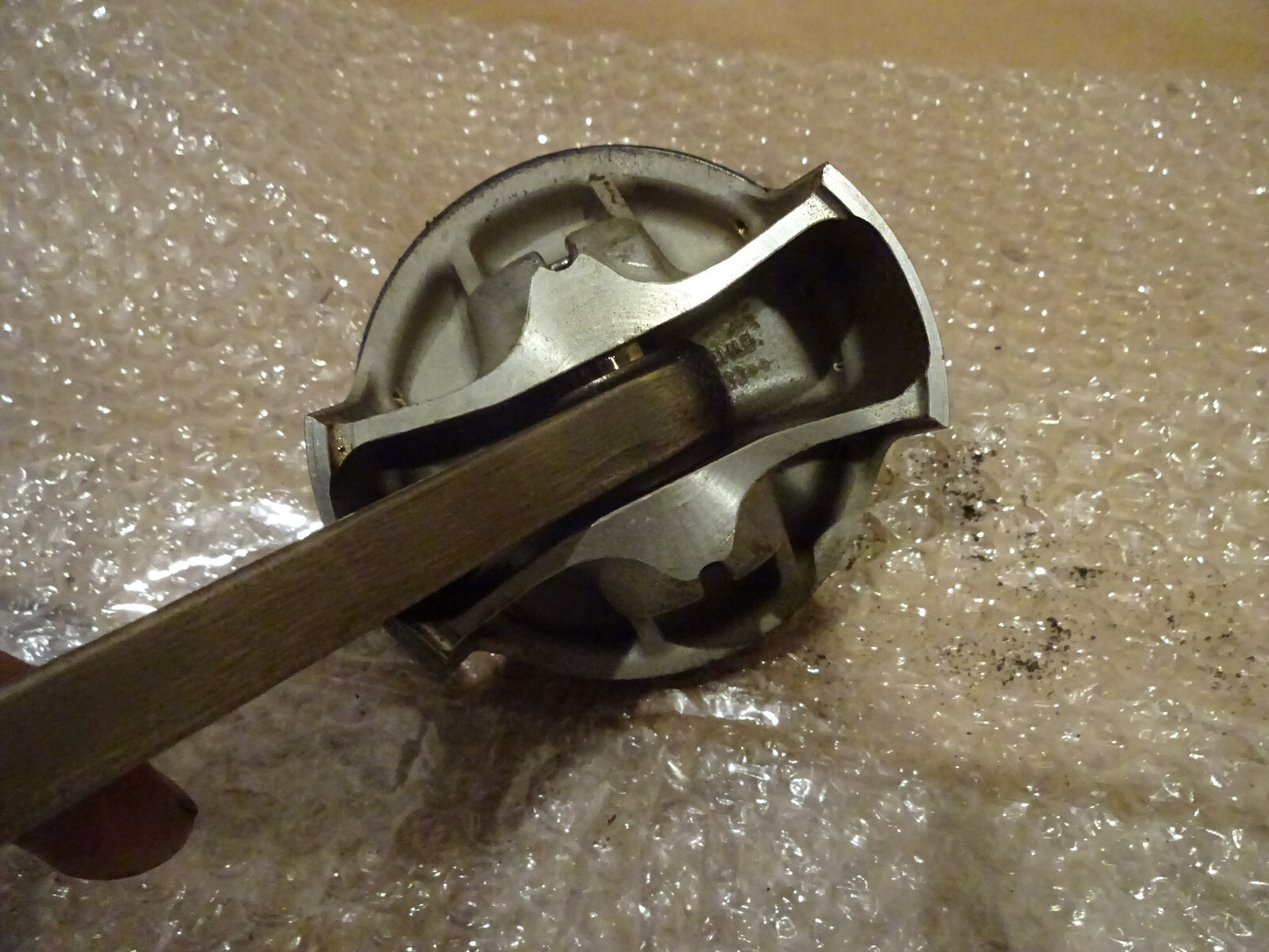 Maserati 4200, Quattroporte-RH Engine Piston & Con Rod Cyl# 3 -P/N 198410-192402
