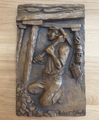 Vintage Kaltguss-Skulptur mit dem Titel Robert Olley