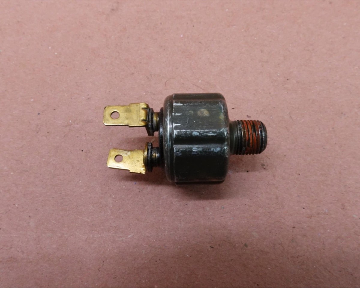 1995-2006 Harley Sportster 1200 883 XL1200 Rear Back Brake Sensor 