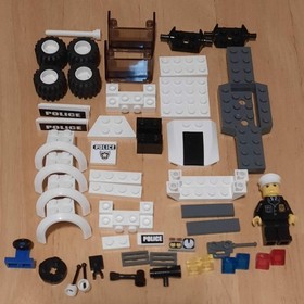 LEGO CITY: Police Car (7236)