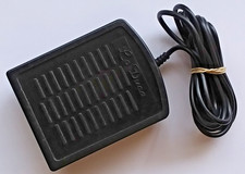 Lo Duca SUSTAIN / FOOT SWITCH Dual Polarity Compact Foot Pedal for Keyboards