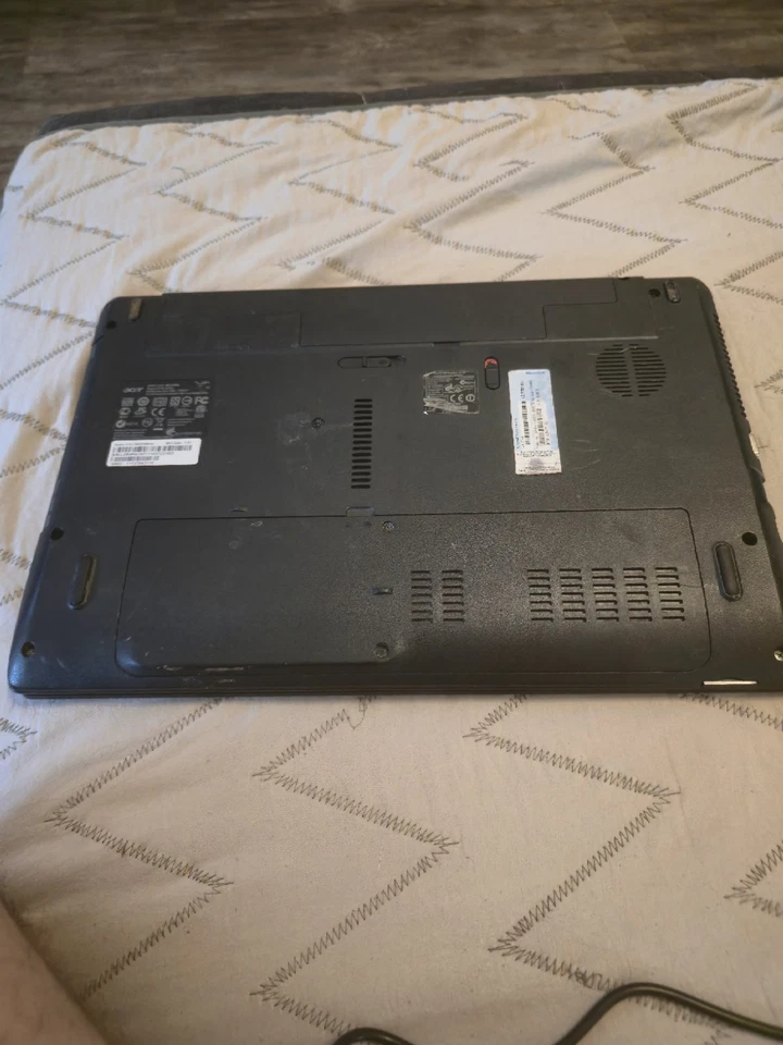 Acer Aspire 5742 - Bildschirmdefekt - Bild 4 von 4