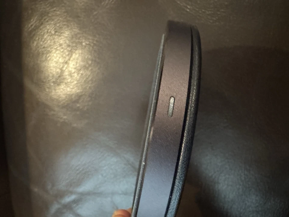 **TAL CUAL** Native Union Drop Puck Inalámbrico - Marquetería Negro Gris (sin cable USB-C Foto 4 de 4