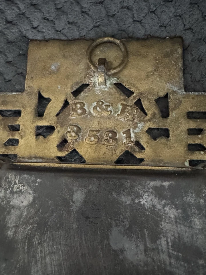 De colección ornamentado Bradley & Hubbard latón dos apliques Foto 3 de 4