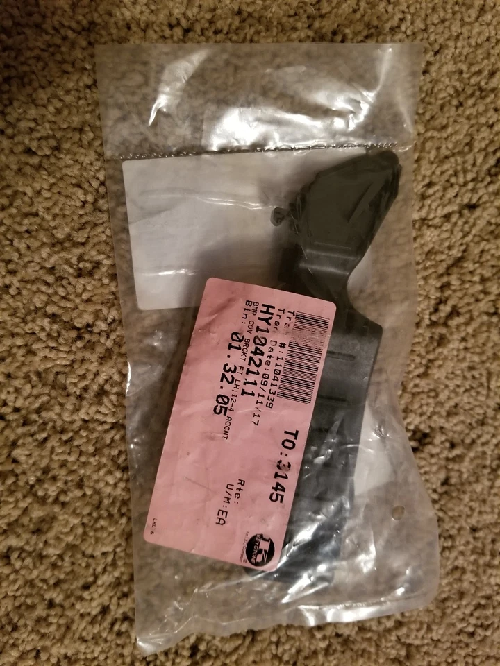 HY1042111 Nuevo Soporte Barra Frontal Parachoques Lado Izquierdo Superior Mano Derecha Foto 2 de 2