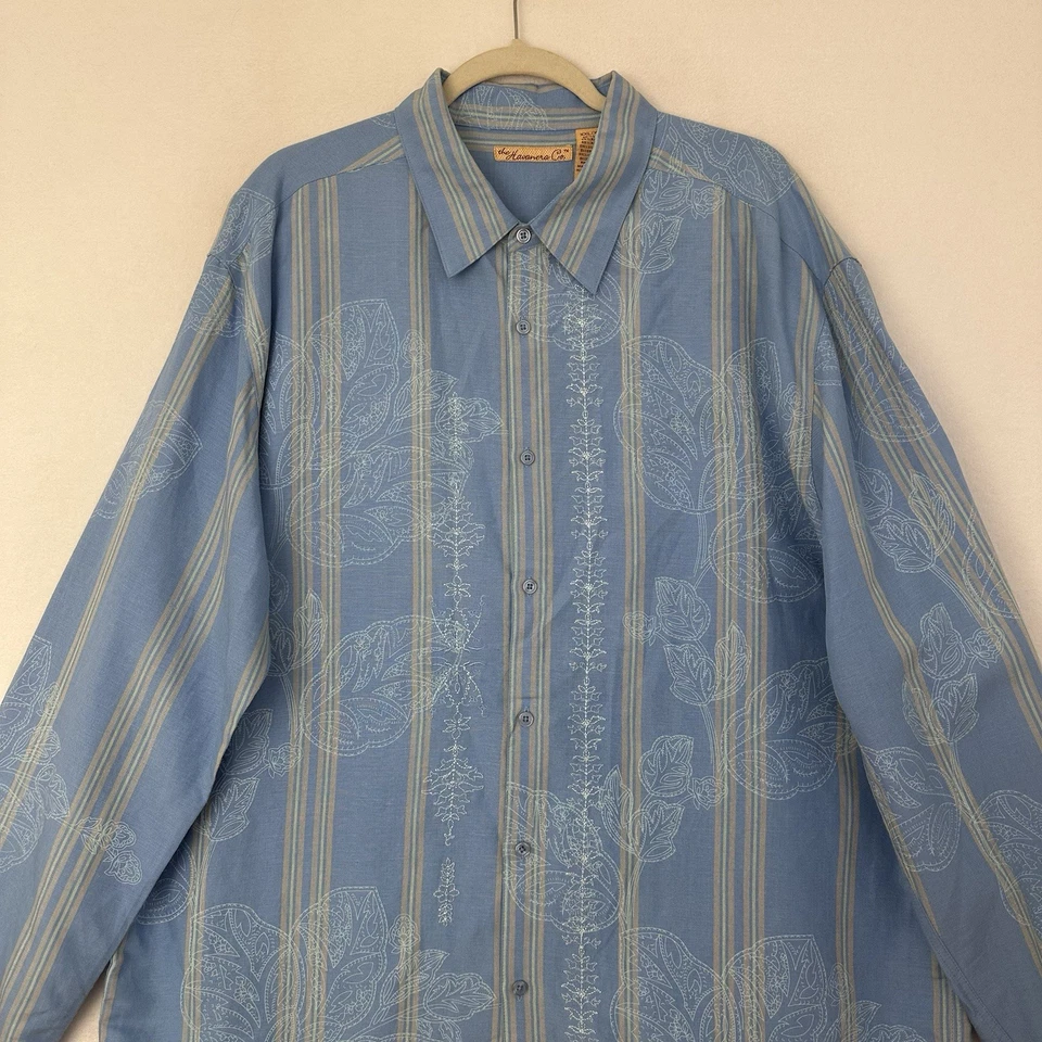 Camisa XXL para Hombres The Havanera Co Abotonada Mezcla de Lino Rayas Cosida Floral Azul Foto 2 de 4