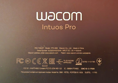 Wacom Intuos Pro PTH-660 Graphics Tablet w/ Pen Stylus, USB Cable, Accessories
