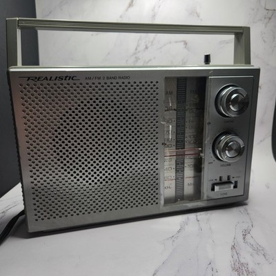 Vintage RadioShack Realistic AM/FM Portable Radio Model 12-716 Barely Working