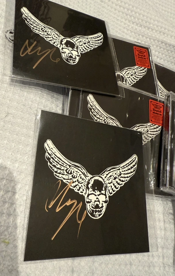 Aerosmith & Yungblud Signed - One More Time CD + Signed Album Art Card  - Image 4 of 4