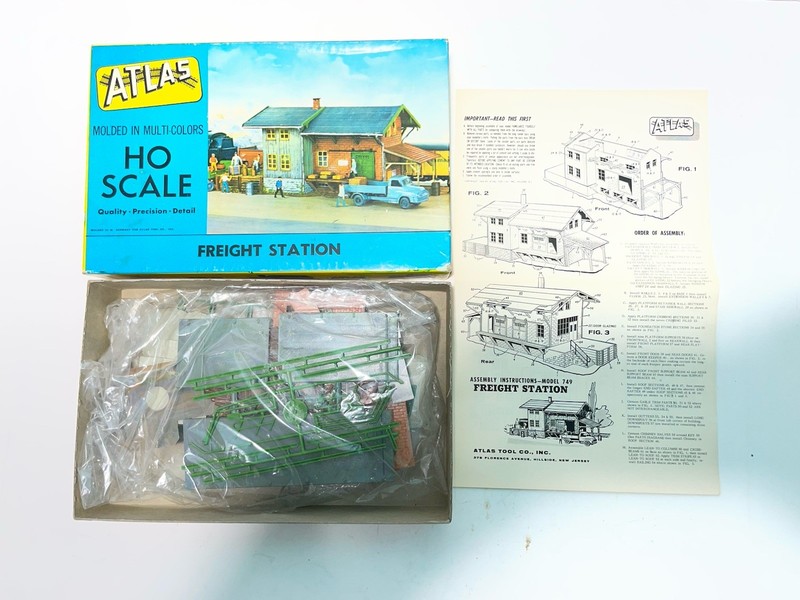 Vintage Atlas HO Scale Model Train Freight Station Building Kit #749-198 New
