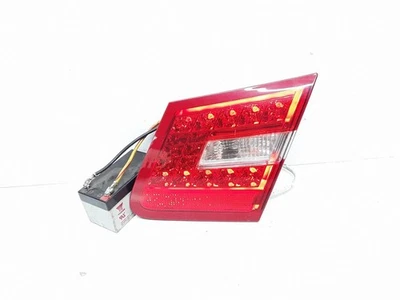 Mercedes-Benz E C207 W207 2013 Droite Feux arrière sur hayon A2078200464 - Photo 1/4