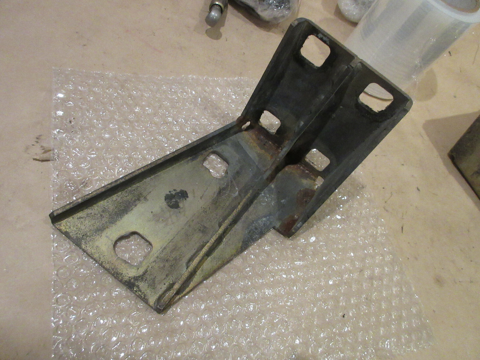 Ferrari 550,575 RH Rear Bumper Bracket P/N 64565000