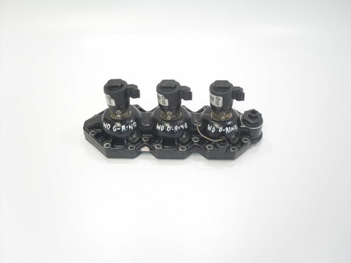 Evinrude Johnson 344497 FICHT Cylinder Head w/ Injectors (For Parts) - Bild 1 von 10