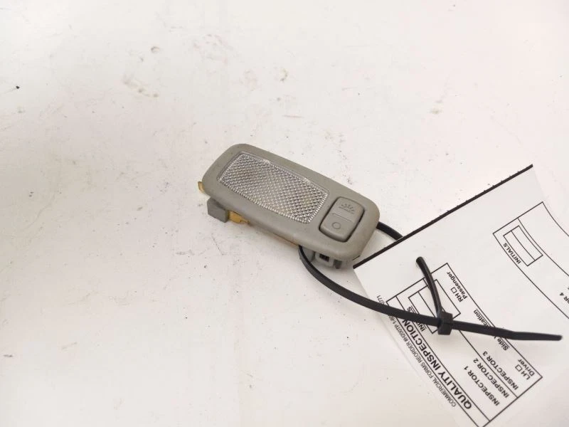 KIA SOUL 2014-2016 LÁMPARA DE TECHO TRASERA DERECHA Foto 4 de 4