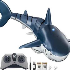 Remote Control Shark Toys, 1:18 High Simulation Scale Fish with Light and Spray