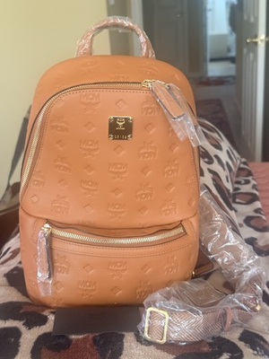#ad MCM Aren Leather M Sling Bag NWT $890 Roasted Pecan $525.00