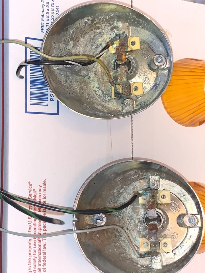 Par de luces intermitentes delanteras VW Karmann Ghia 1964 1967 usadas OEM Foto 2 de 4