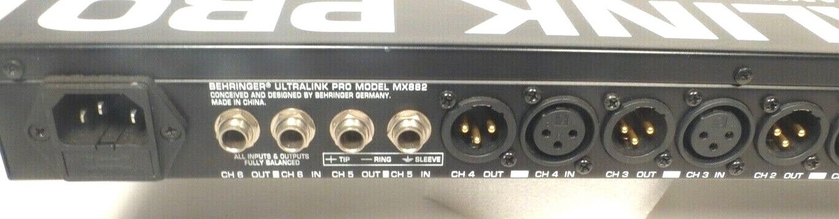 BEHRINGER ULTRALINK PRO MX882 / MICROPHONE MIXER & SPLITTER - Tested /  Working
