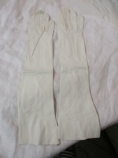 Vintage long white Lady's Leather Ladies Gloves sz 6