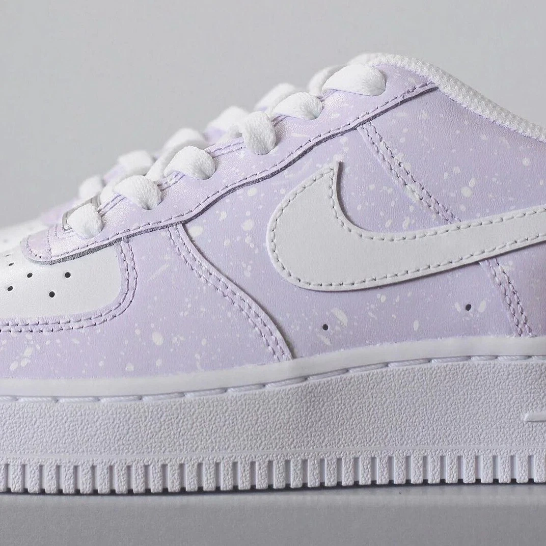 Light purple hotsell air force 1