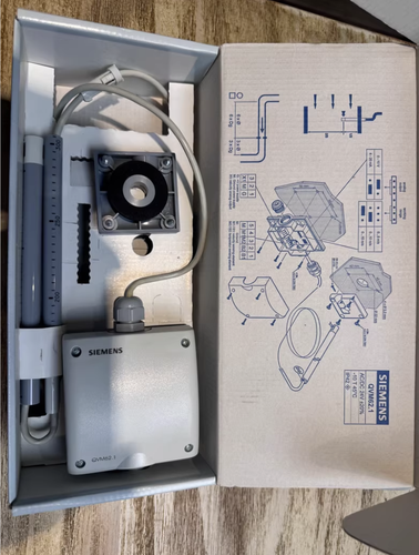 1PCS New SIEMENS Air Velocity Sensor QVM62.1 0-10V - Picture 1 of 4