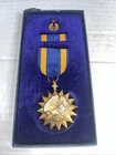 Vtg WW2 US Army Air Corps Medal & Ribbon Bar Lapel Pin W/Box Military Eagle 1719