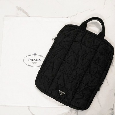 VINTAGE 2010 PRADA Black PADDED QUILTED Logo Nylon Vertical TECH