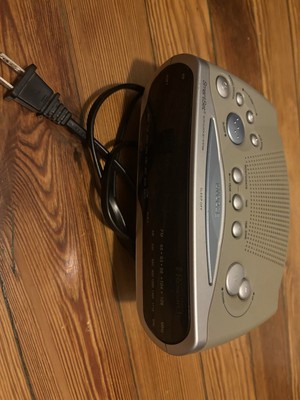 Emerson Research Smart Set CKS1850 Alarm Clock Radio Auto Clock System
