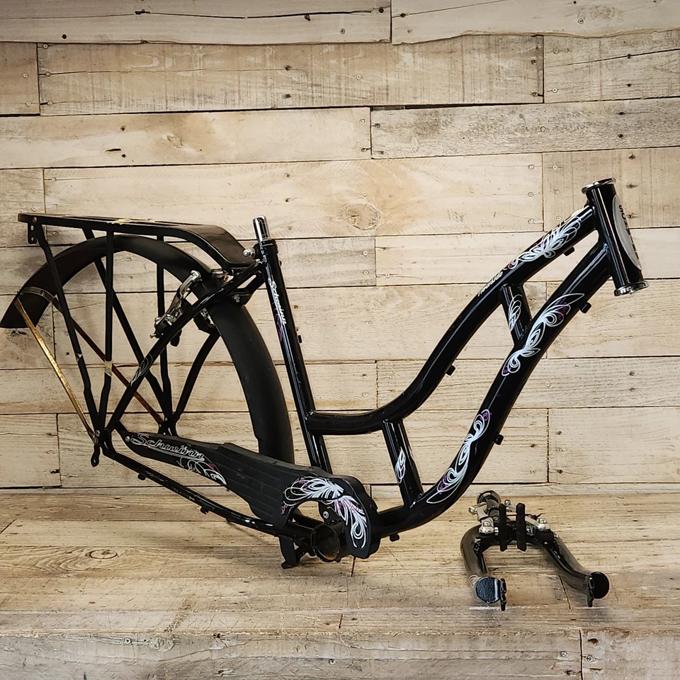 2008 Schwinn Riverside Step Thru 26" Wheel Cruiser 18 Med-Lrg - Image 3 of 4