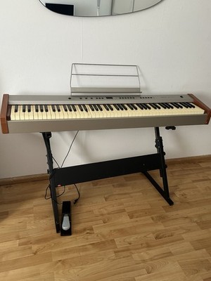Keyboard Piano
