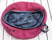 Basco Paracadutisti E.I. di fornitura anni '70/80 mai usato originale tg. 58